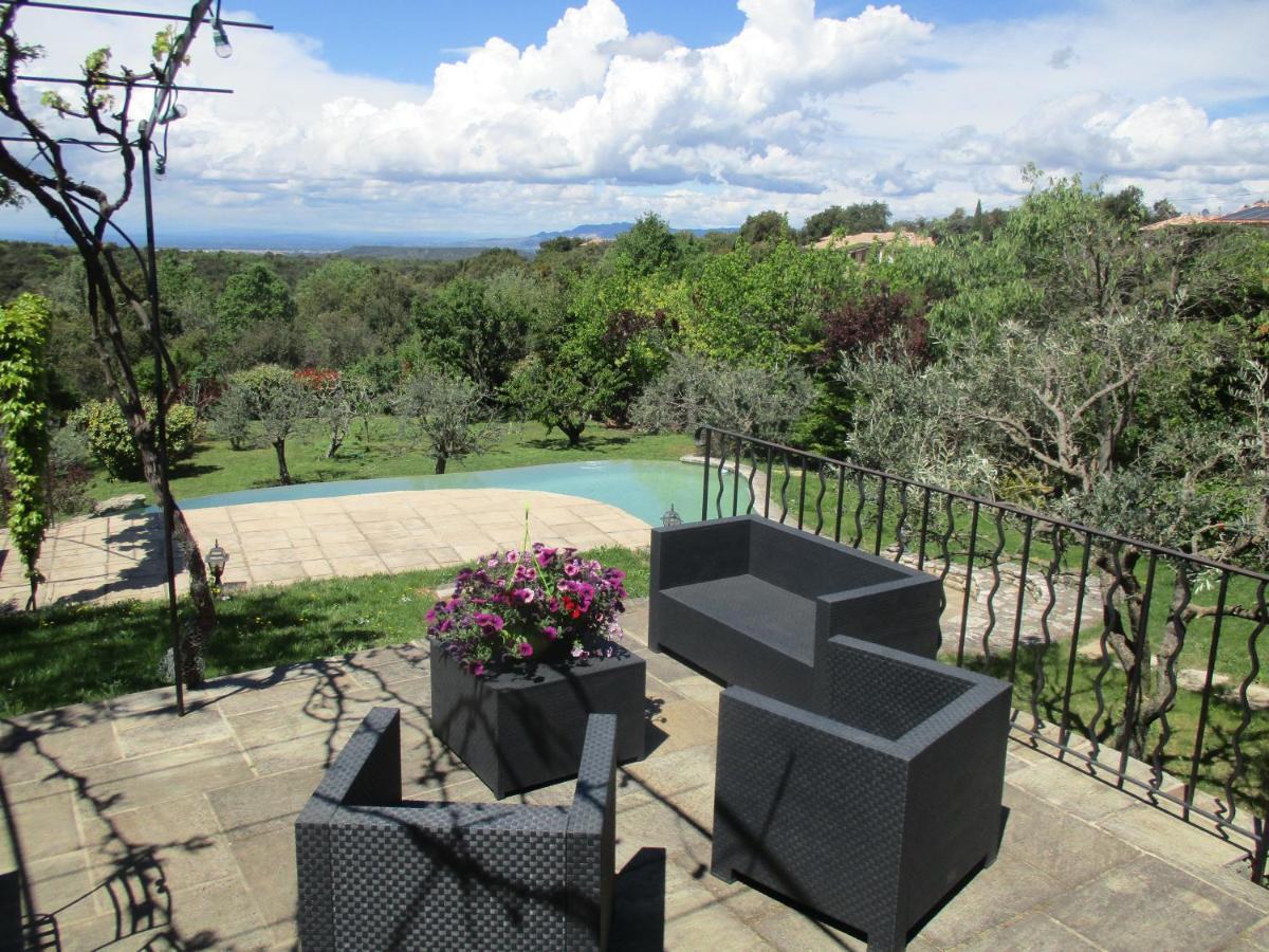 Gite Du Jardin Des Espuys Venasque Luaran gambar